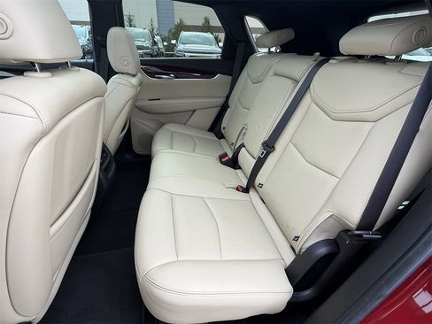 Used 2019 Cadillac XT5 Luxury image 29