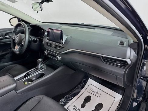 Used 2022 Nissan Altima 2.5 SV image 26