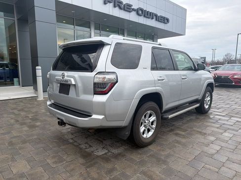 Used 2017 Toyota 4Runner SR5 image 14