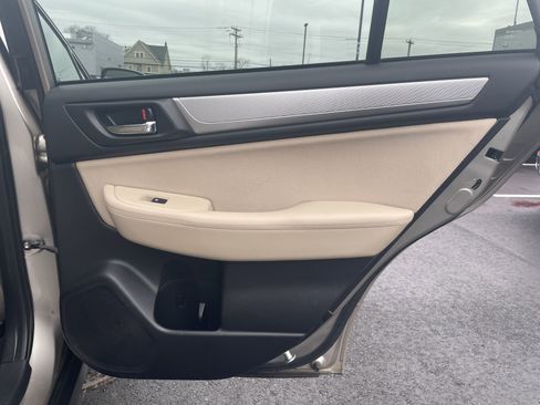 Used 2015 Subaru Outback 2.5i Premium image 18