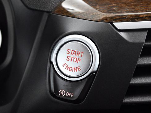 Used 2020 BMW X3 xDrive30i w/ Driving Assistance Package image 10