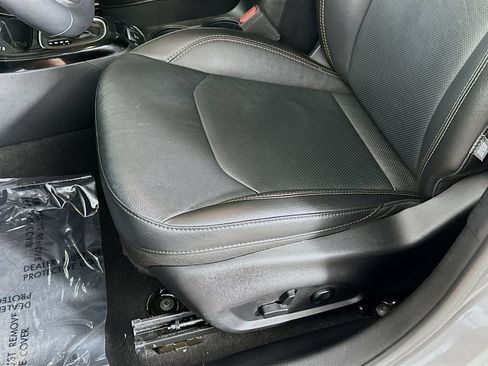 Certified 2021 Jeep Compass Limited AWD/4WD image 29