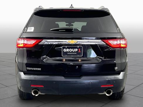 Used 2018 Chevrolet Traverse LT FWD image 5