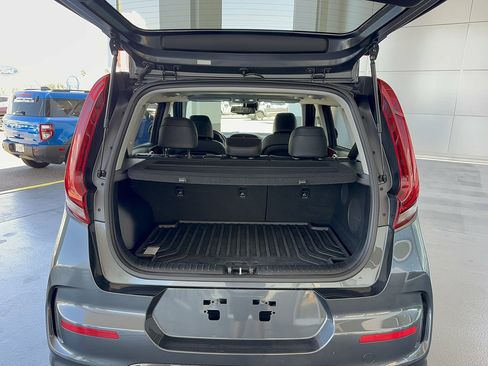 Used 2020 Kia Soul GT-Line Turbo FWD image 7