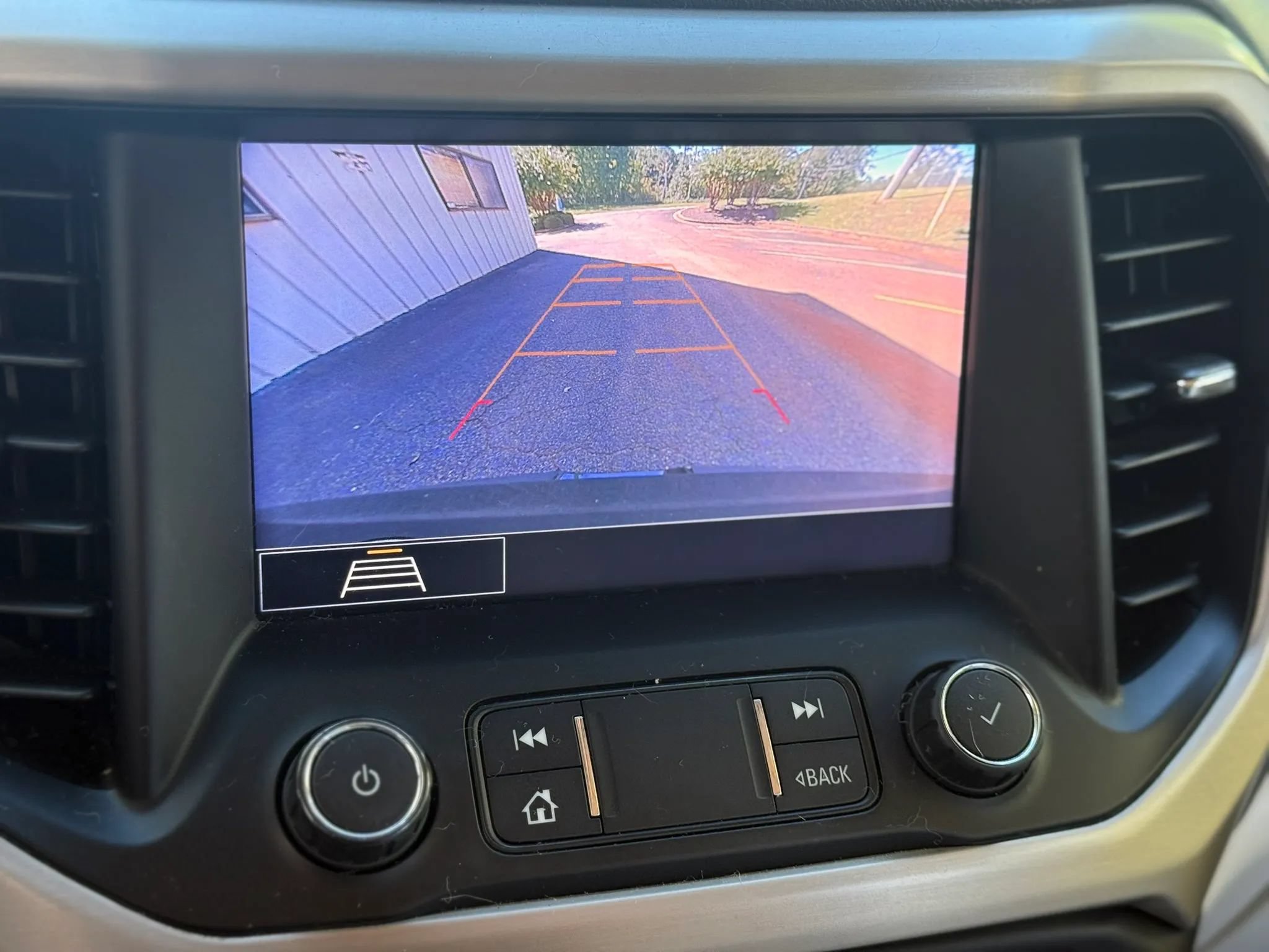 Used 2020 GMC Acadia Denali FWD image 22