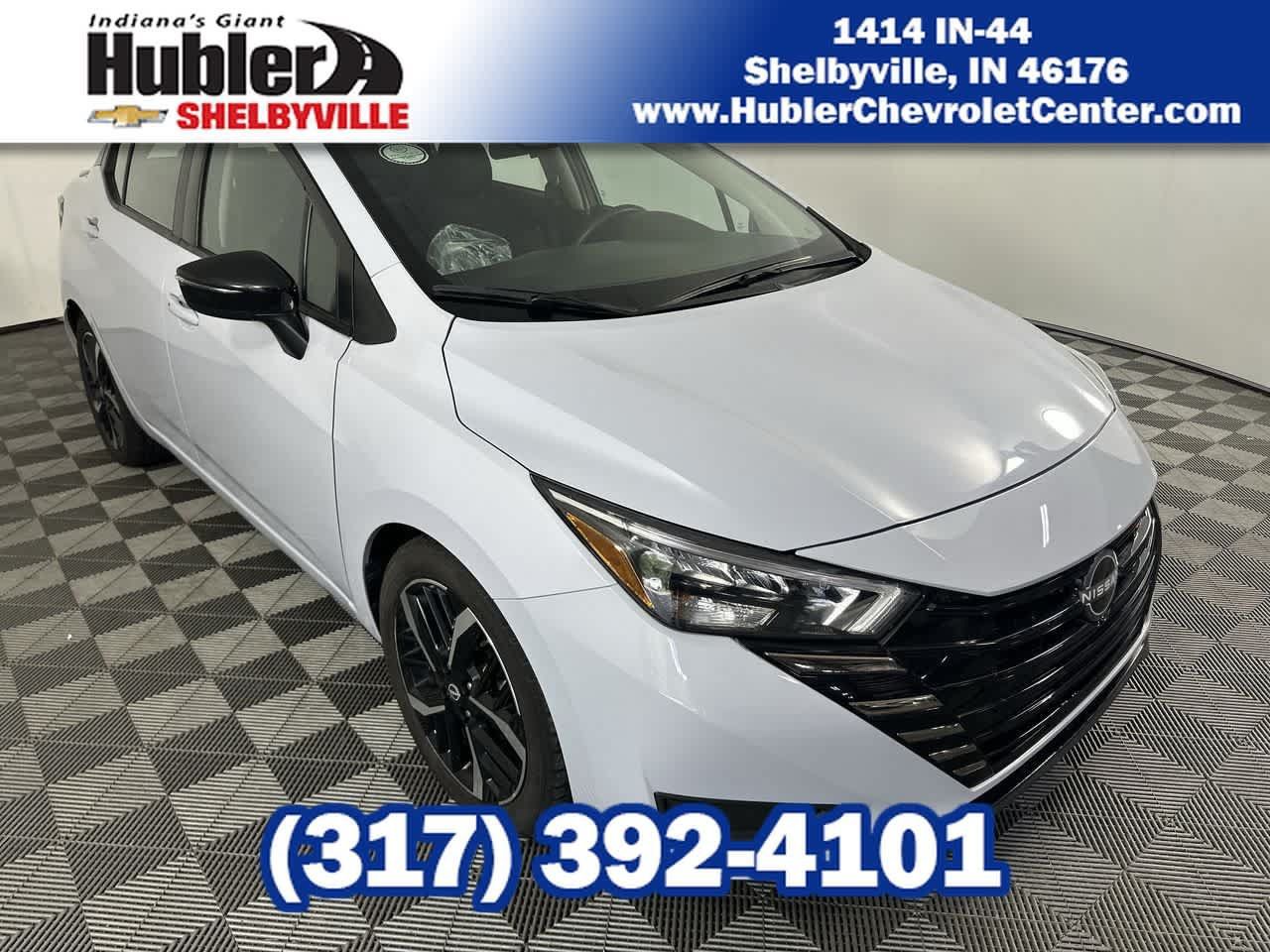 Used 2024 Nissan Versa SR FWD image 1