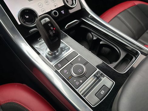 Used 2020 Land Rover Range Rover Sport HST image 16