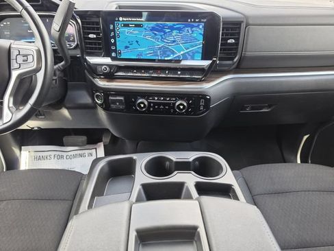 Used 2025 Chevrolet Silverado 1500 LT RWD image 26
