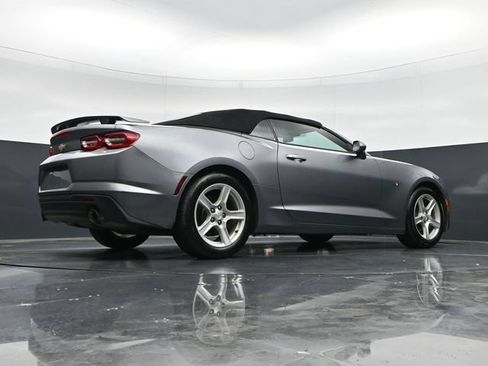 Used 2020 Chevrolet Camaro LT RWD image 36