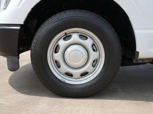 Used 2022 Ford F150 XL w/ Equipment Group 101A High RWD image 22