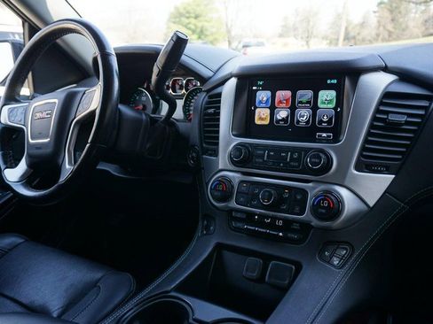 Used 2020 GMC Yukon XL SLT image 37