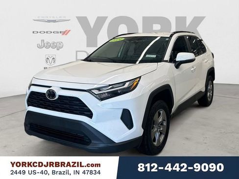 Used 2024 Toyota RAV4 XLE AWD/4WD image 1
