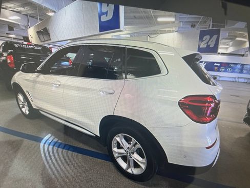 Used 2020 BMW X3 xDrive30i w/ Executive Package AWD/4WD image 16