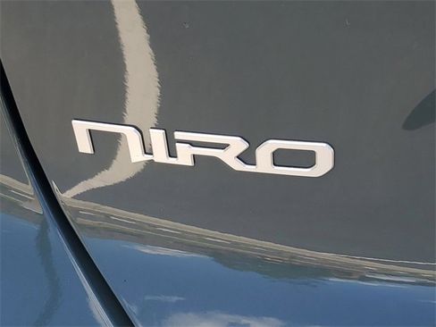 New 2025 Kia Niro Wind w/ Wind Preserve Package image 7