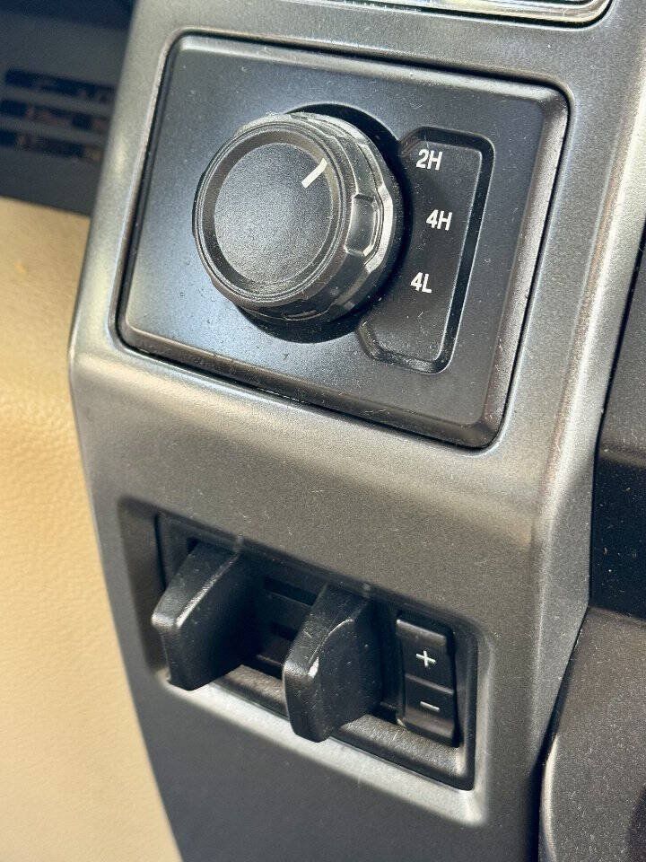 Used 2020 Ford F250 XLT w/ XLT Value Package AWD/4WD image 15