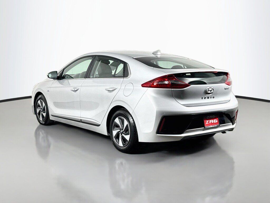 Used 2017 Hyundai Ioniq SEL w/ Tech Package 02 FWD image 3