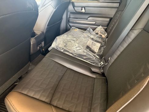 Used 2025 Toyota Tacoma TRD Off-Road w/ TRD Off Road Premium Package image 7