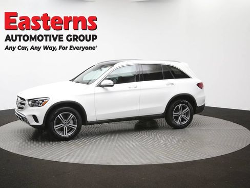 Used 2020 Mercedes-Benz GLC 300 4MATIC w/ Multimedia Package image 59