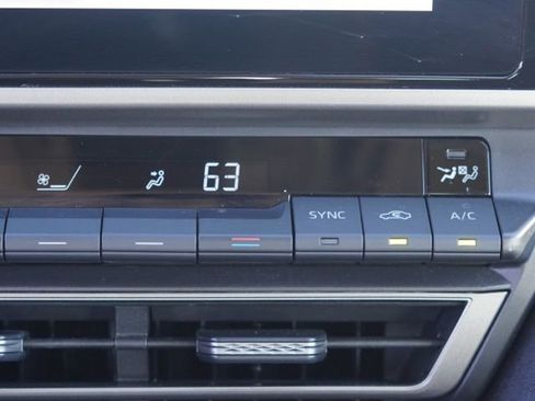Used 2025 Toyota Camry LE FWD image 29