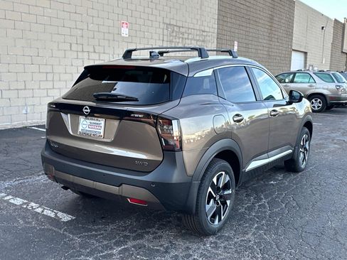 New 2026 Nissan Kicks SV w/ Interior Electronics Package AWD/4WD image 4