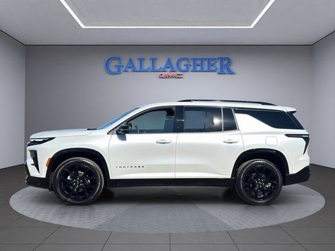 Used 2024 Chevrolet Traverse RS w/ LPO, Floor Liner Package image 9