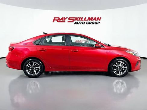 Used 2024 Kia Forte LXS FWD image 8