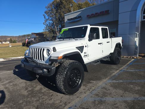 Used 2021 Jeep Gladiator Sport image 8