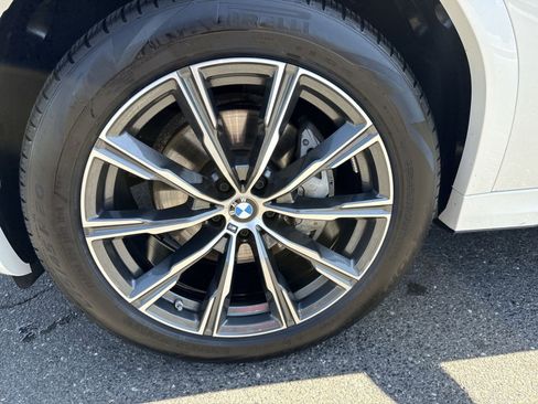 Used 2026 BMW X6 xDrive40i AWD/4WD image 11
