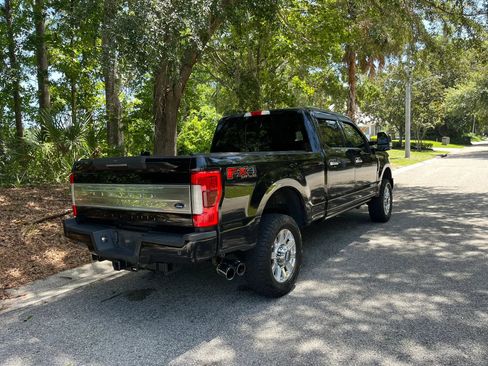 Used 2019 Ford F350 Limited AWD/4WD image 4
