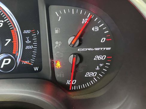 Used 2016 Chevrolet Corvette Stingray Coupe image 22