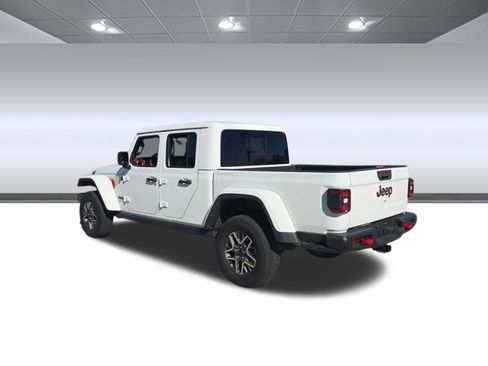 Used 2023 Jeep Gladiator Rubicon w/ LED Lighting Group image 3