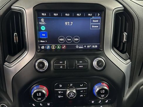 Used 2022 GMC Sierra 1500 SLT w/ SLT Premium Plus Package AWD/4WD image 21