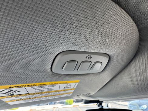 New 2026 Ford F250 Lariat w/ Black Appearance Package image 38