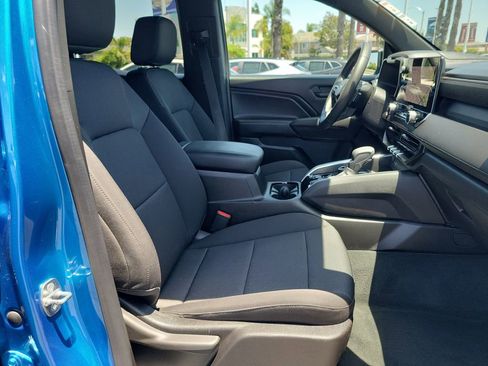 Used 2023 Chevrolet Colorado Trail Boss w/ LPO, Dark Essentials Package AWD/4WD image 17