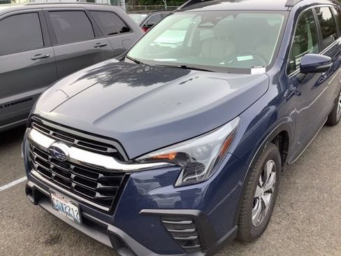 Used 2023 Subaru Ascent Premium w/ Convenience Package AWD/4WD image 1