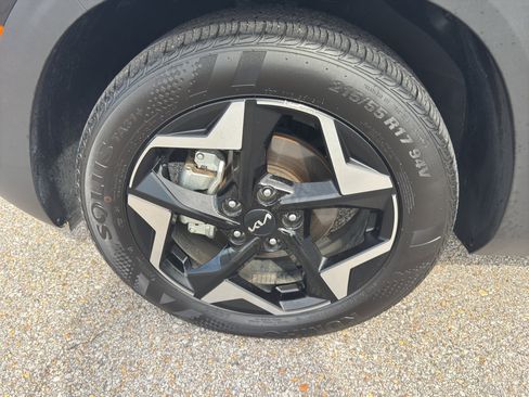 Used 2025 Kia Seltos S image 21