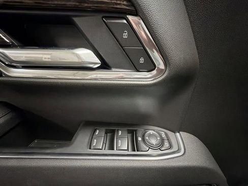 New 2026 GMC Sierra 1500 SLE image 56