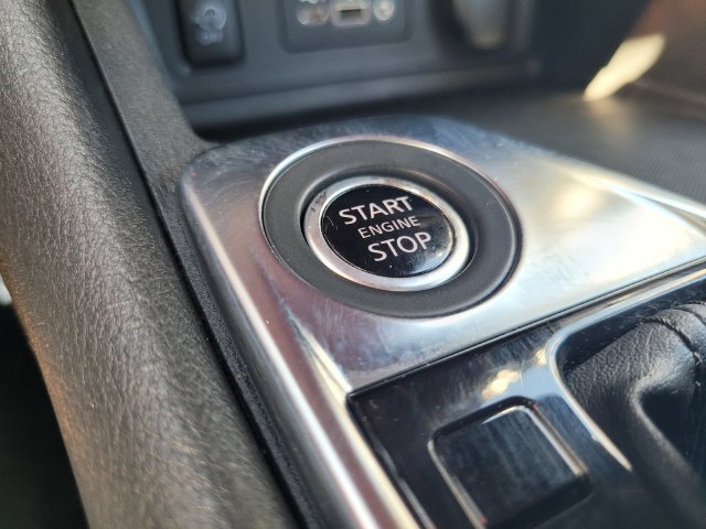 Certified 2025 Nissan Sentra SV FWD image 26