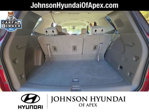 Used 2019 Chevrolet Traverse LT image 25