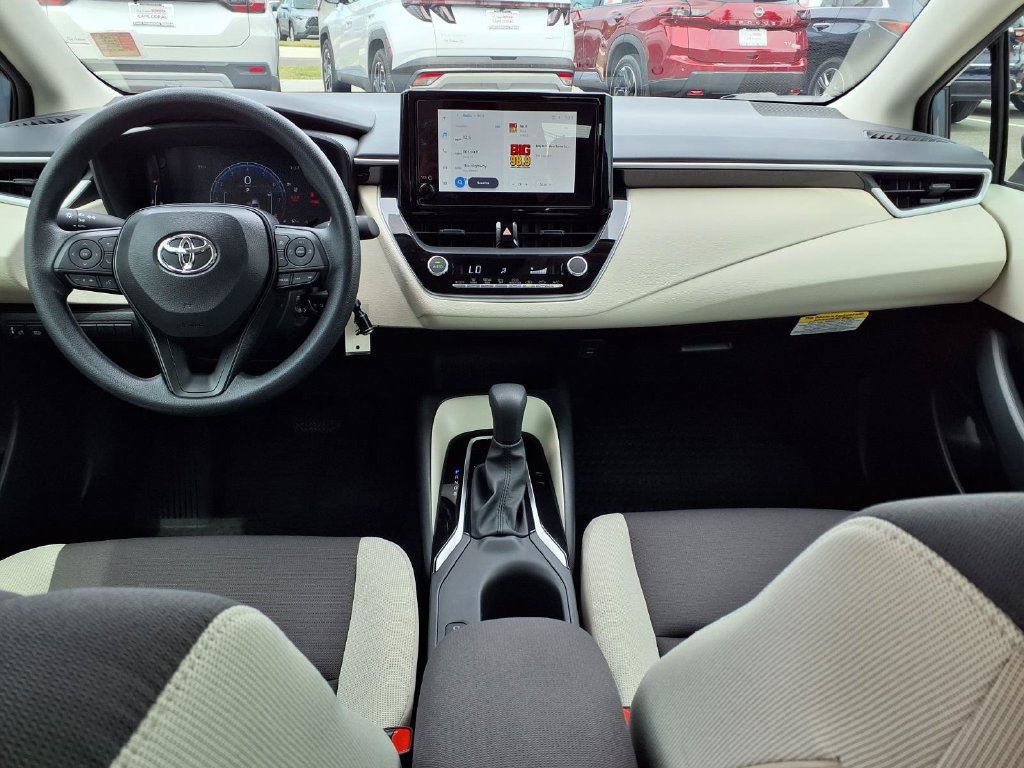 Used 2026 Toyota Corolla LE FWD image 17