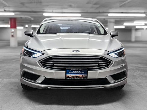 Used 2017 Ford Fusion SE w/ Fusion SE Technology Package FWD image 12