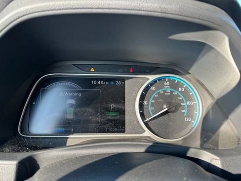 Used 2025 Nissan Leaf SV Plus image 28