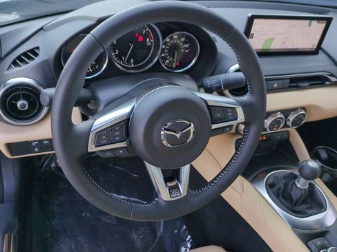 New 2025 MAZDA MX-5 Miata Grand Touring w/ Weather Package image 17