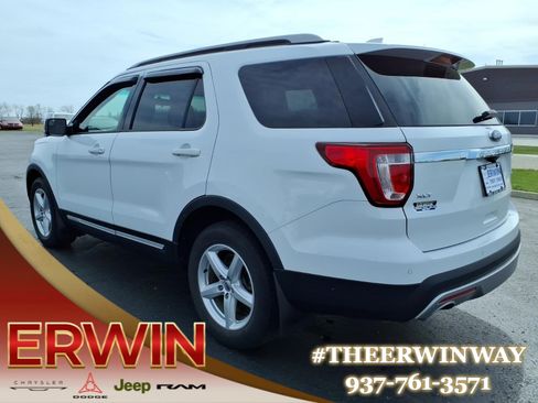 Used 2016 Ford Explorer XLT image 5