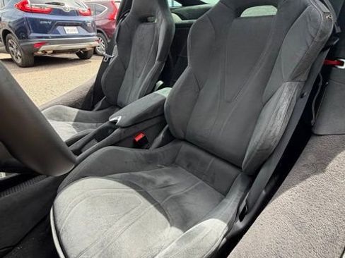 Used 2018 McLaren 720S RWD image 14