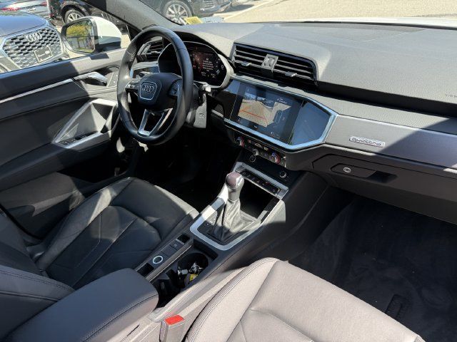 Used 2022 Audi Q3 2.0T Premium Plus AWD/4WD image 25