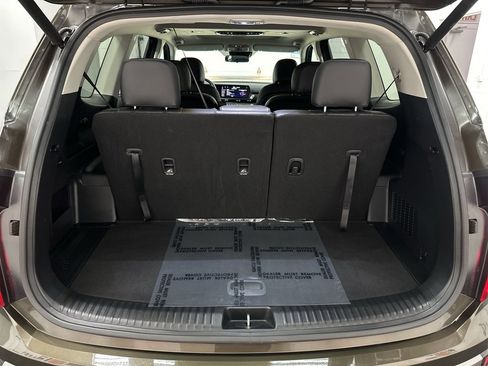 Used 2025 Kia Telluride S image 40