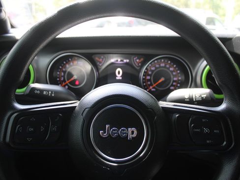 Used 2021 Jeep Wrangler Sport AWD/4WD image 21