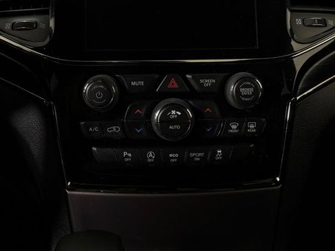 Used 2020 Jeep Grand Cherokee Limited X AWD/4WD image 26