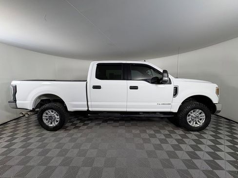 Certified 2019 Ford F250 XLT w/ Snow Plow Prep Package image 8